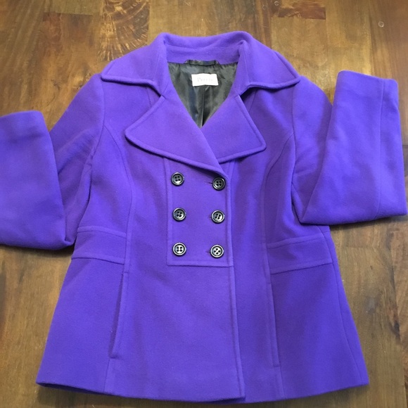 Double Breasted Fall Winter Coat - Picture 3 of 10